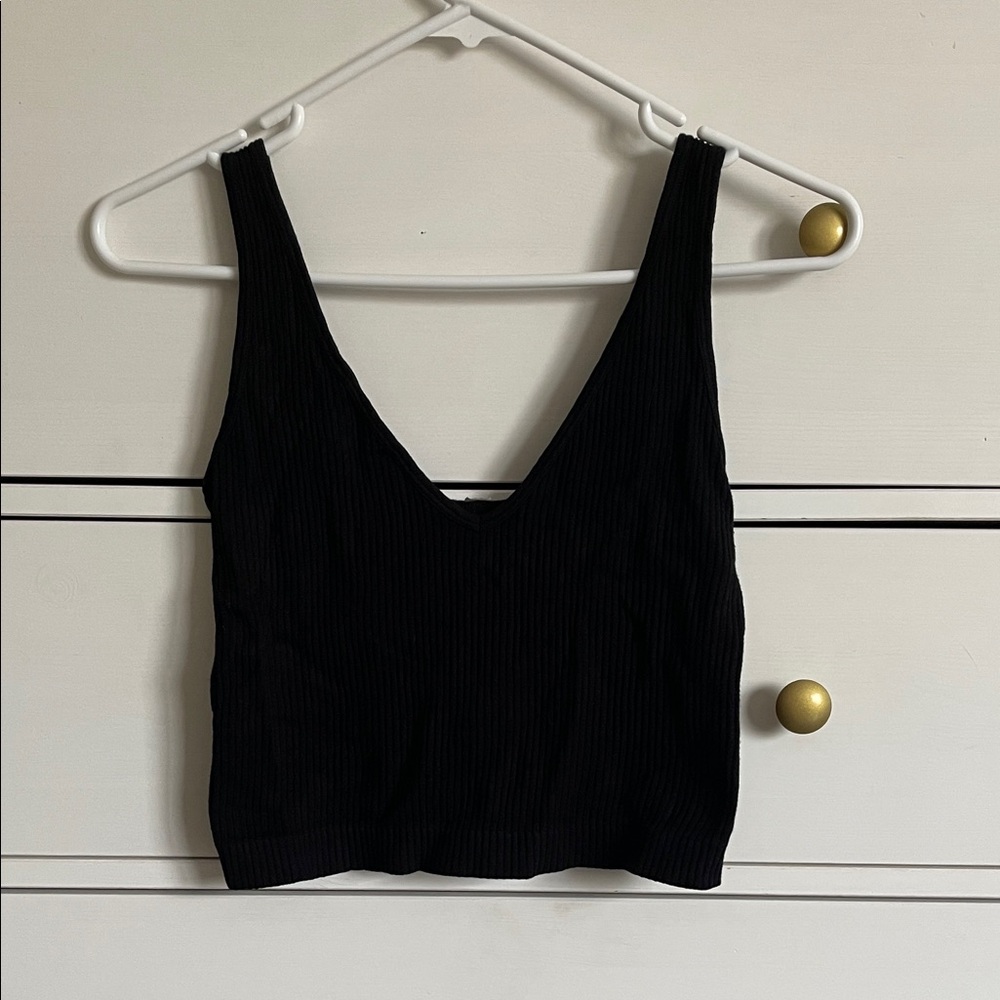 Black ribbed tank top